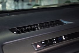 2013款丰田全新RAV4