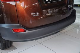 2013款丰田全新RAV4