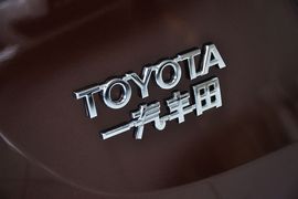 2013款丰田全新RAV4
