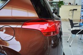 2013款丰田全新RAV4