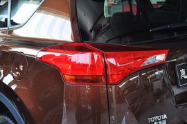 2013款丰田全新RAV4