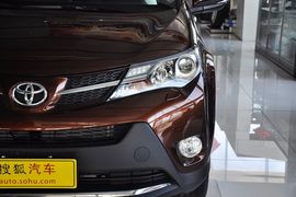 2013款丰田全新RAV4