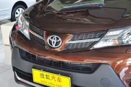 2013款丰田全新RAV4