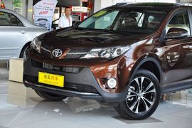 2013款丰田全新RAV4