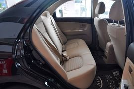 2012款起亚赛拉图1.6