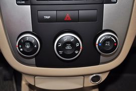 2012款起亚赛拉图1.6