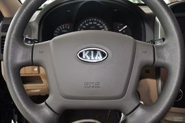 2012款起亚赛拉图1.6