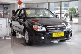 2012款起亚赛拉图1.6