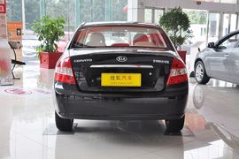 2012款起亚赛拉图1.6