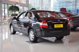 2012款起亚赛拉图1.6