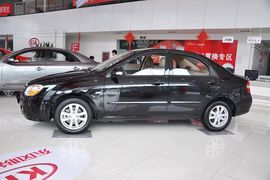 2012款起亚赛拉图1.6