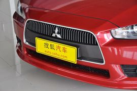 2013款三菱翼神时尚版