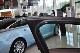2013款捷豹XJL