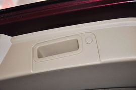 2013款日产骊威1.6XE手动舒适型