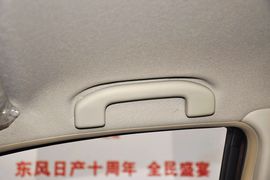 2013款日产骊威1.6XE手动舒适型