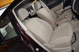 2013款日产骊威1.6XE手动舒适型