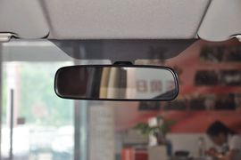 2013款日产骊威1.6XE手动舒适型