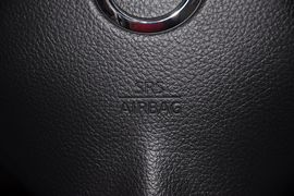 2013款日产骊威1.6XE手动舒适型