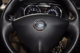 2013款日产骊威1.6XE手动舒适型