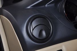 2013款日产骊威1.6XE手动舒适型