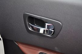 2013款日产逍客2.0L