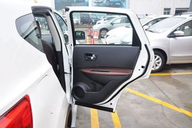 2013款日产逍客2.0L