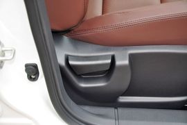 2013款日产逍客2.0L