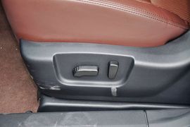 2013款日产逍客2.0L