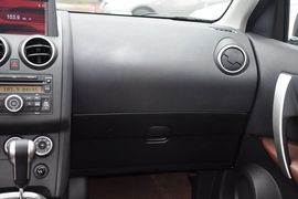 2013款日产逍客2.0L