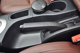 2013款日产逍客2.0L