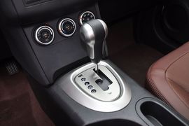 2013款日产逍客2.0L