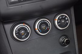 2013款日产逍客2.0L