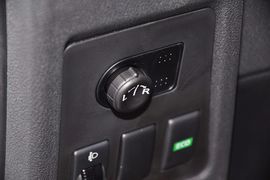 2013款日产逍客2.0L