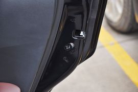 2013款日产骐达1.6L