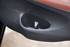 2013款日产骐达1.6L