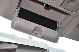 2013款日产骐达1.6L