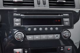 2013款日产骐达1.6L