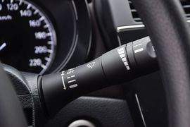 2013款日产骐达1.6L