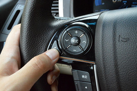 2013款比亚迪思锐1.5TID尊贵型试驾实拍