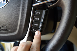 2013款比亚迪思锐1.5TID尊贵型试驾实拍