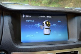 2013款比亚迪思锐1.5TID尊贵型试驾实拍