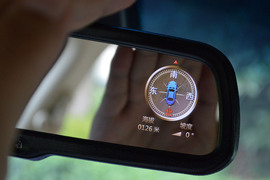 2013款比亚迪思锐1.5TID尊贵型试驾实拍