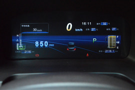 2013款比亚迪思锐1.5TID尊贵型试驾实拍