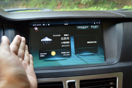 2013款比亚迪思锐1.5TID尊贵型试驾实拍