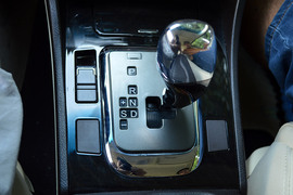 2013款比亚迪思锐1.5TID尊贵型试驾实拍