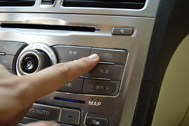 2013款比亚迪思锐1.5TID尊贵型试驾实拍