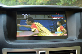 2013款比亚迪思锐1.5TID尊贵型试驾实拍