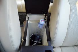 2013款比亚迪思锐1.5TID尊贵型试驾实拍