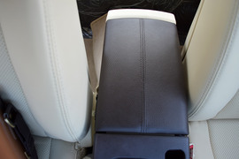 2013款比亚迪思锐1.5TID尊贵型试驾实拍