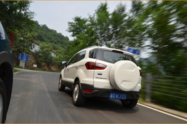 福特翼搏1.5AT尊贵型深测